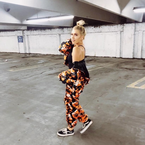 Meet your Posher, Colby - Picture 13 of 16